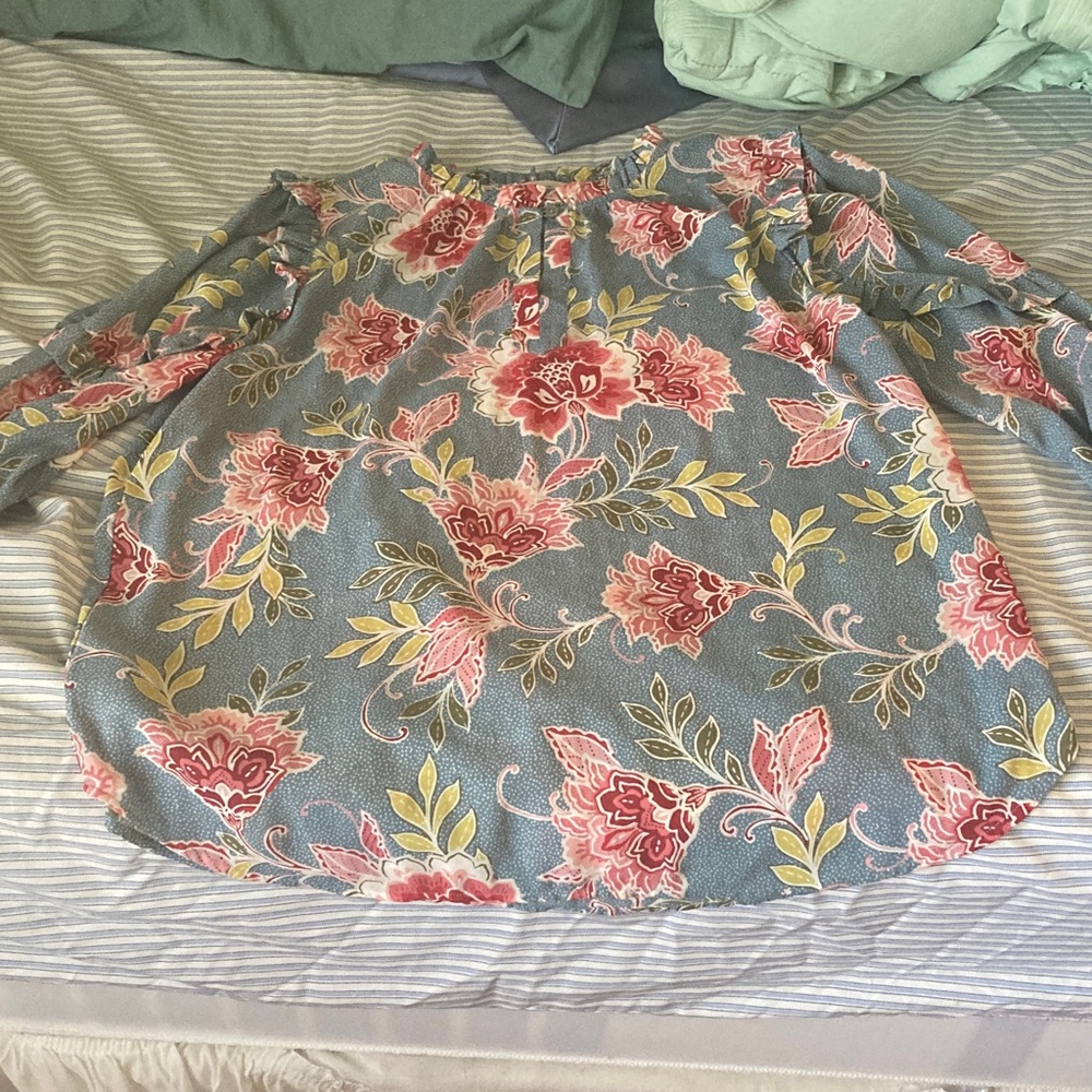LOFT long sleeve floral blouse